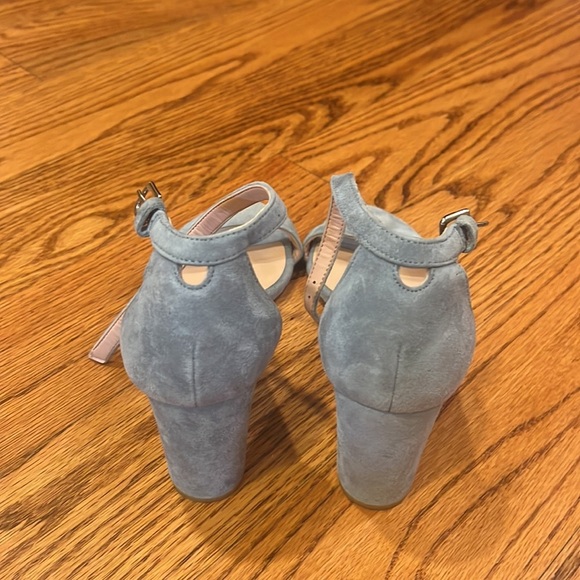Stuart Weitzman Woman’s Blue Heels Size 5.5 - Picture 4 of 7